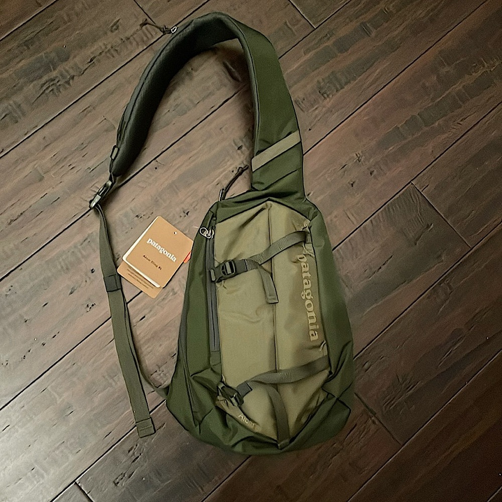 Patagonia Atom Sling 8L, Fatigue Green